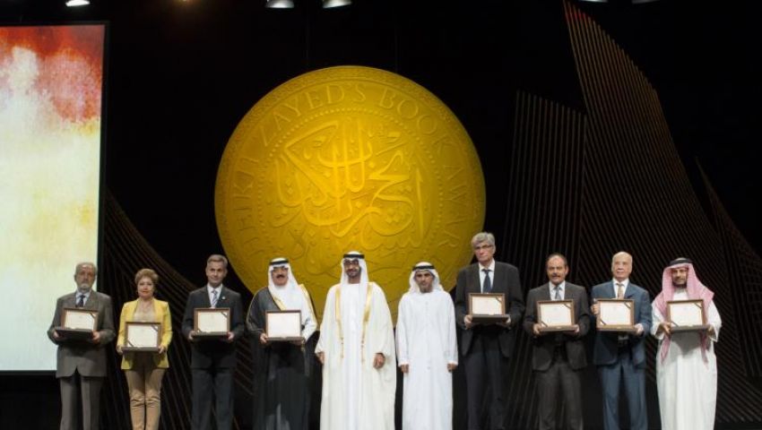 أعمال نجيب محفوظ وعصفور بالقائمة الطويلة لجائزة الشيخ زايد
